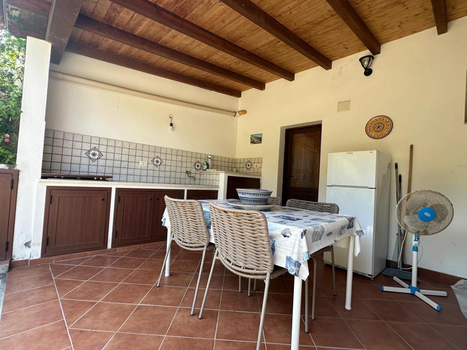 Villa By The Vulcano - 70Mq Plus Large Garden And Patio Екстер'єр фото